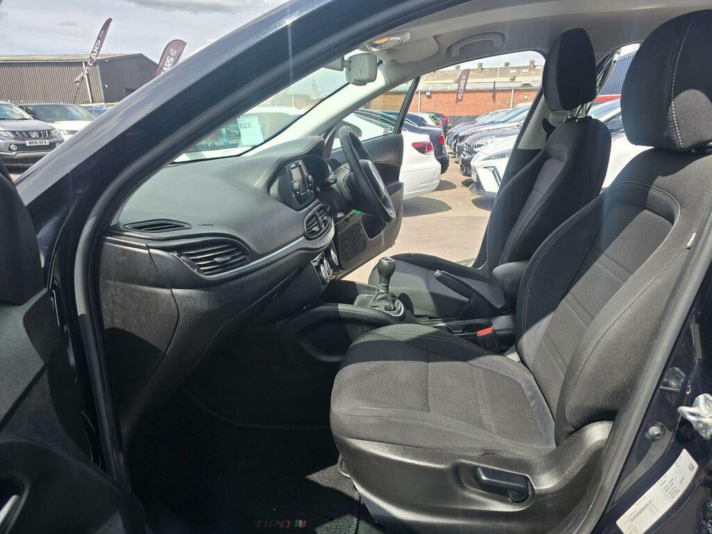 Fiat Tipo 1.3 Multijetii Lounge Euro 6 Ss Black #3