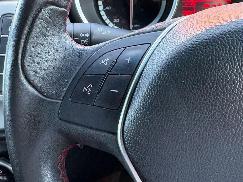 Alfa Romeo Giulietta Hatchback Tb Red #19