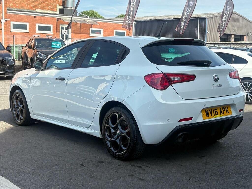 Alfa Romeo Giulietta Hatchback Tb Red #7