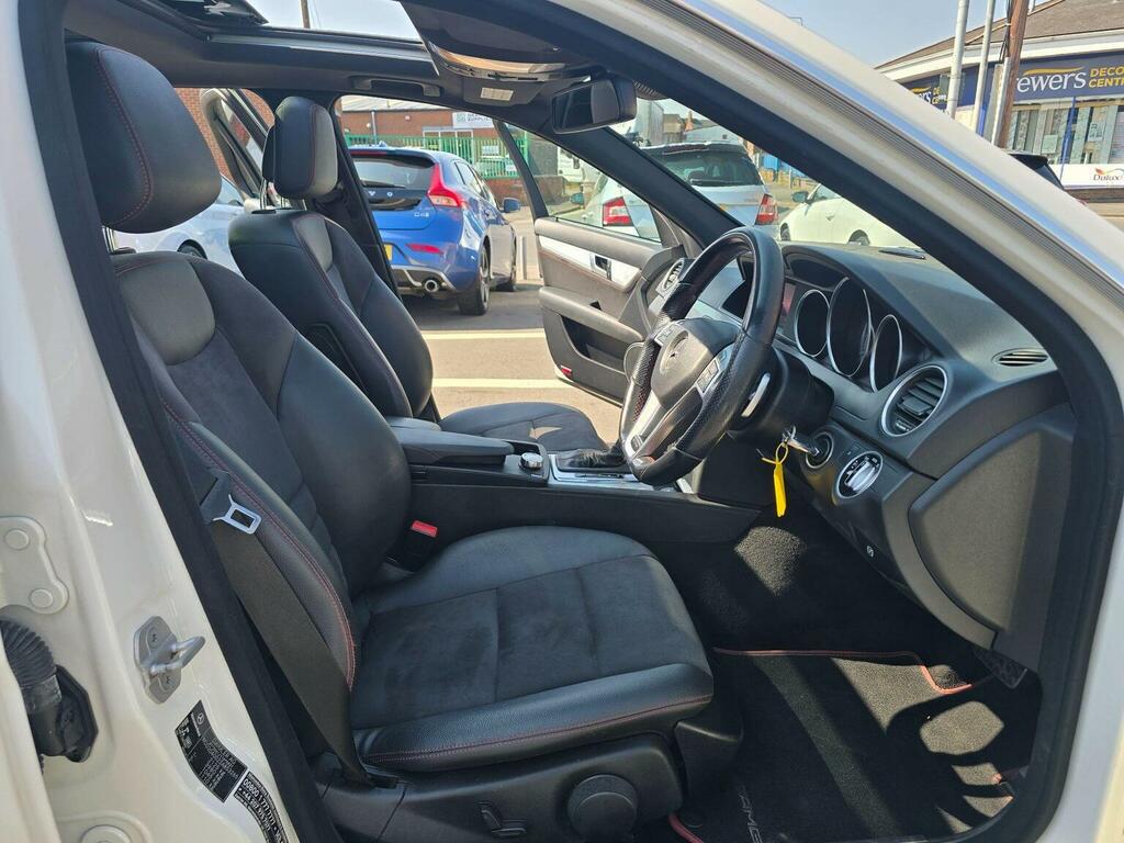 Mercedes-Benz C Class 2.1 C220 Cdi Blueefficiency Executive Se G-tronic Black #15