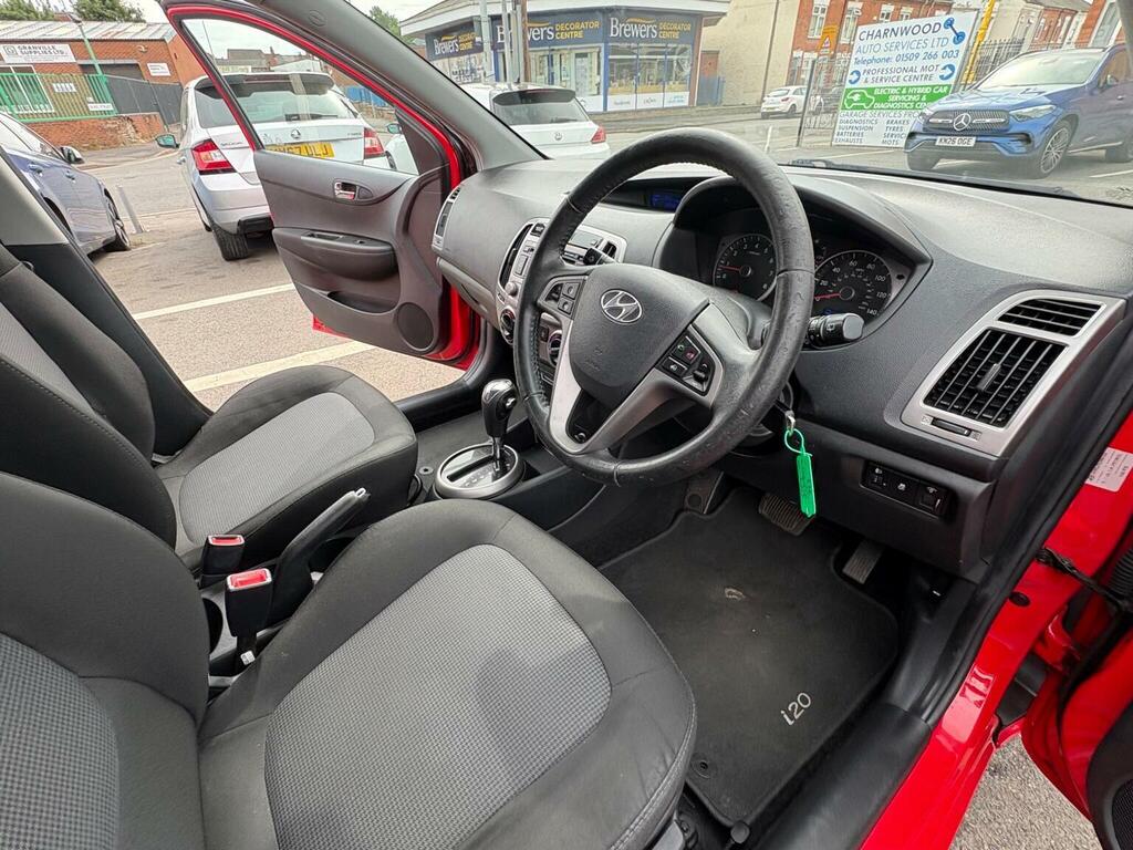 Hyundai I20 1.4 Active Euro 5 Red #3