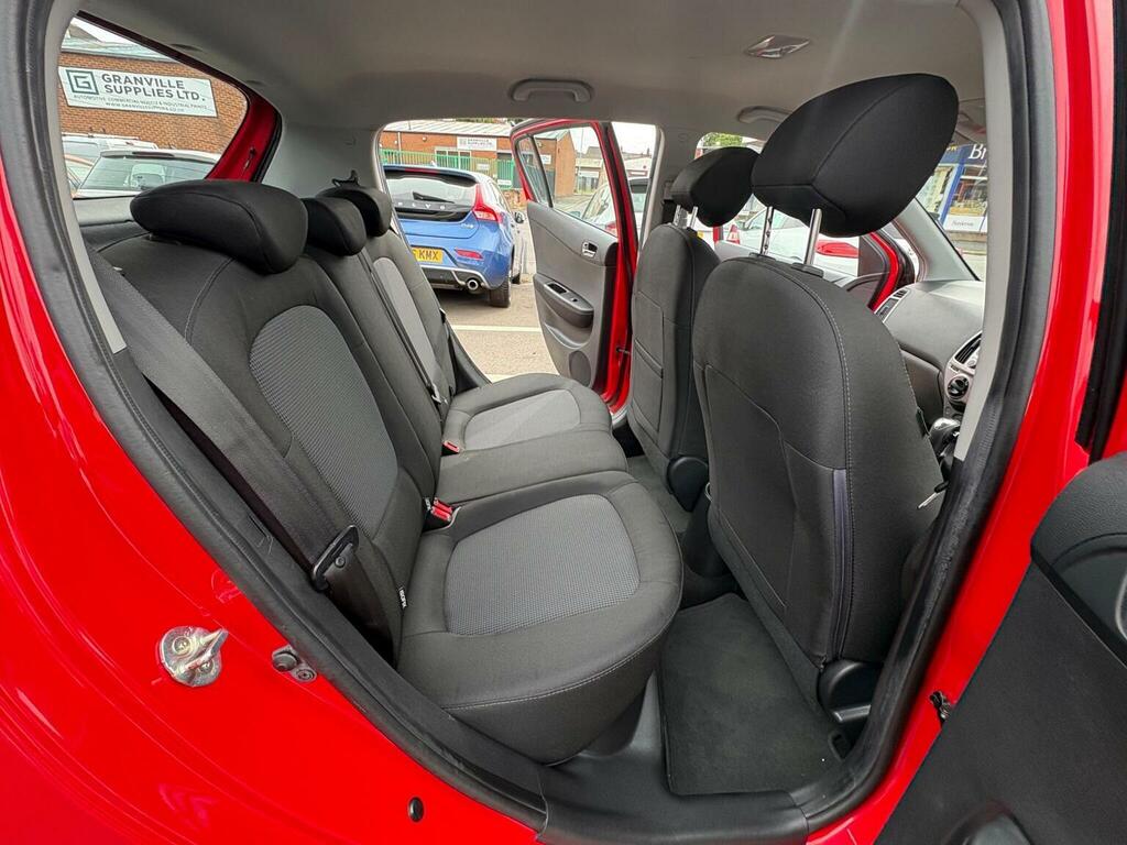 Hyundai I20 1.2 Classic Euro 5 White #16