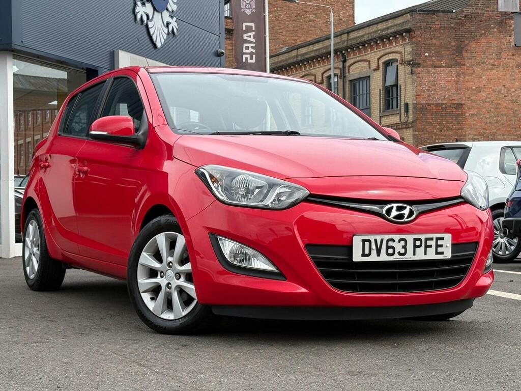 Hyundai I20 1.4 Active Euro 5 Red