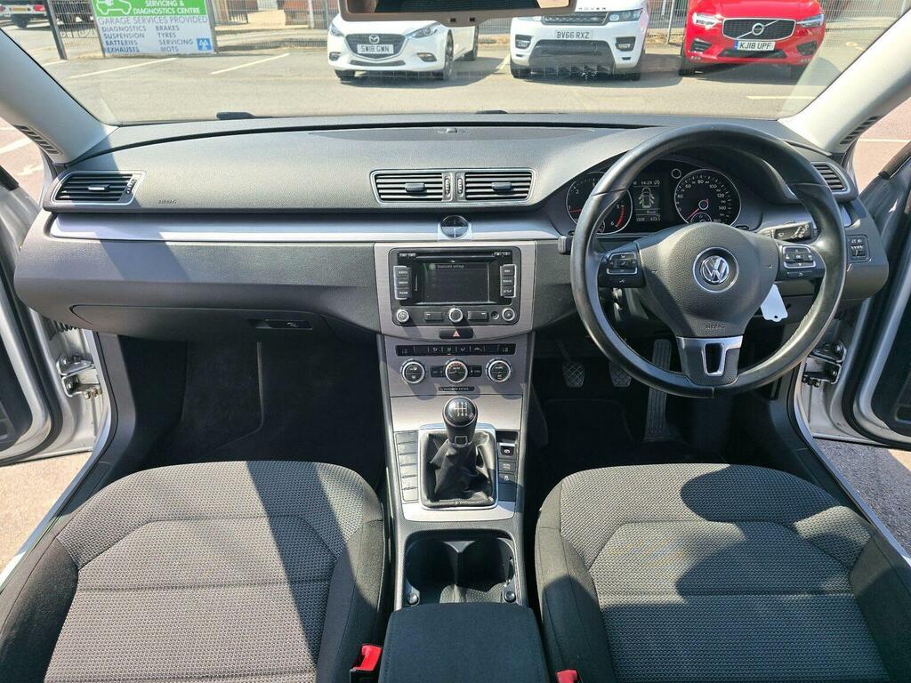 Volkswagen Passat 1.6 Tdi Bluemotion Tech Highline Euro 5 Ss Silver #2