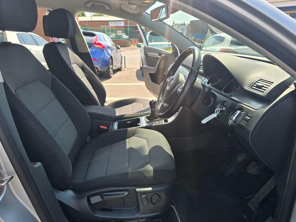 Volkswagen Passat 2.0 Tdi Bluemotion Tech Highline Estate Blue #15