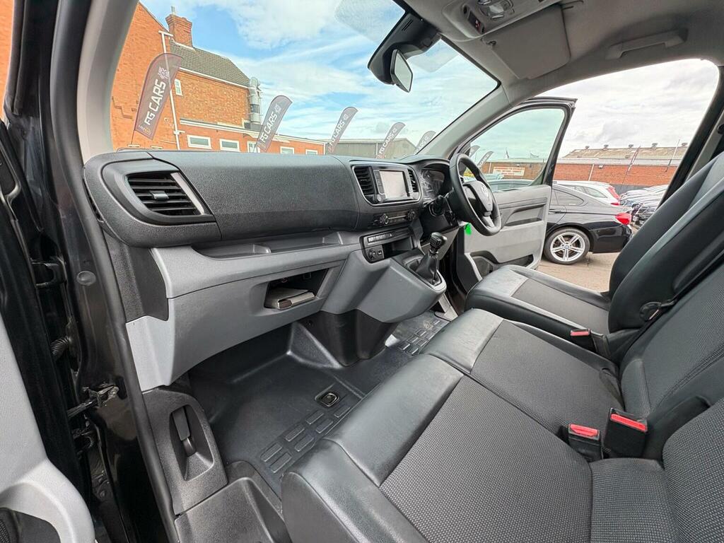 Vauxhall Vivaro Panel Van 1.5 Turbo D 2700 Griffin L1 H1 Euro 6 S YP71TKV Black #3
