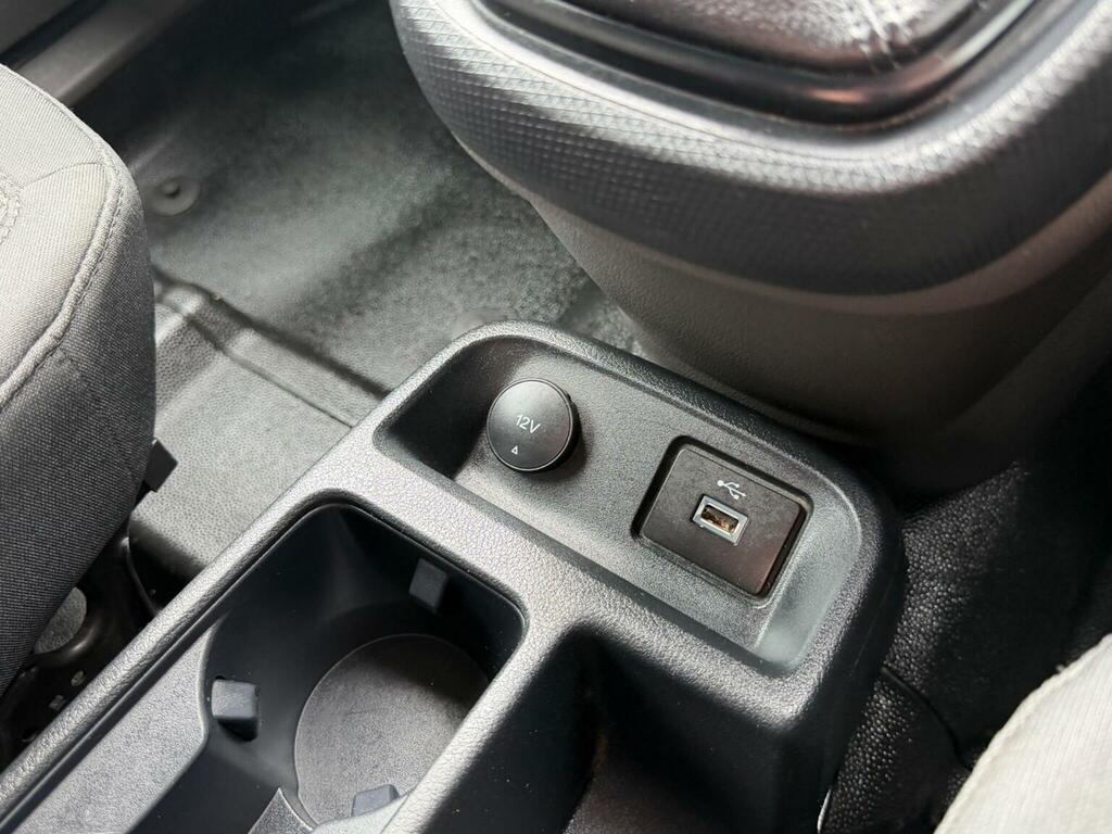 Ford Transit Connect Connect 1.5 200 Ecoblue Limited Panel Van Dies Silver #39