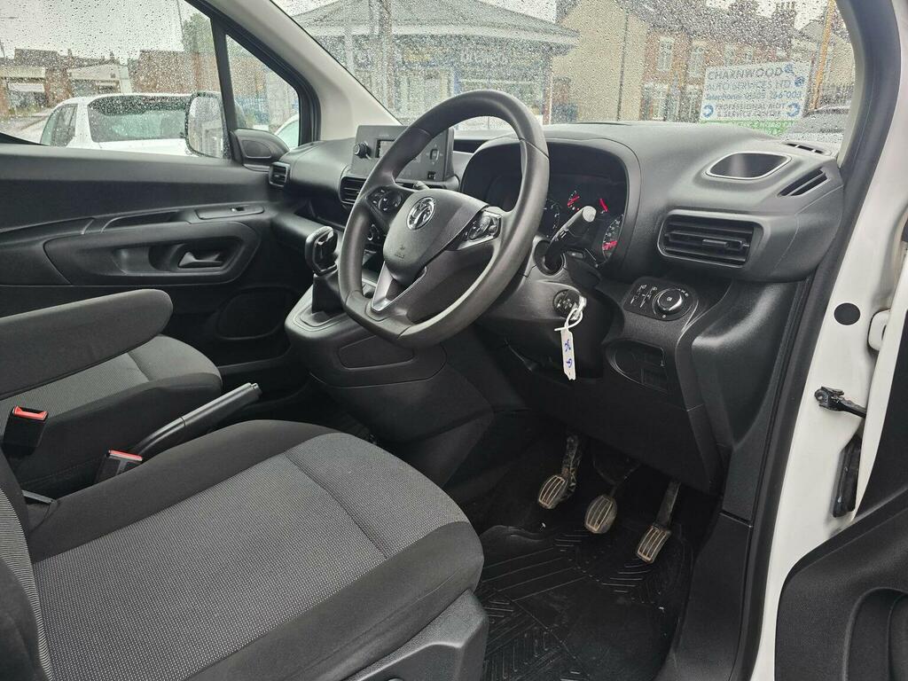Vauxhall Combo 1.6 Turbo D 2300 Sportive L1 H1 Euro 6 Ss White #2