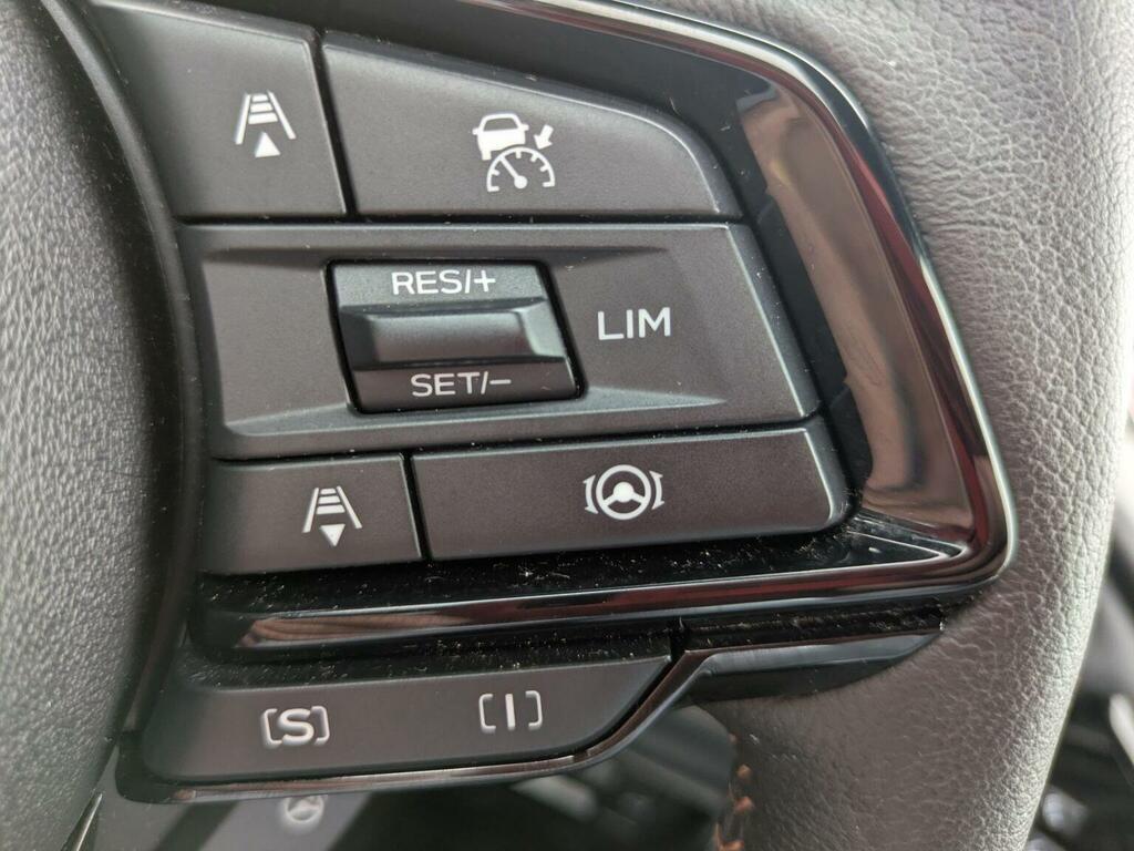 Subaru Forester 2.0I E-boxer Touring Lineartronic #23