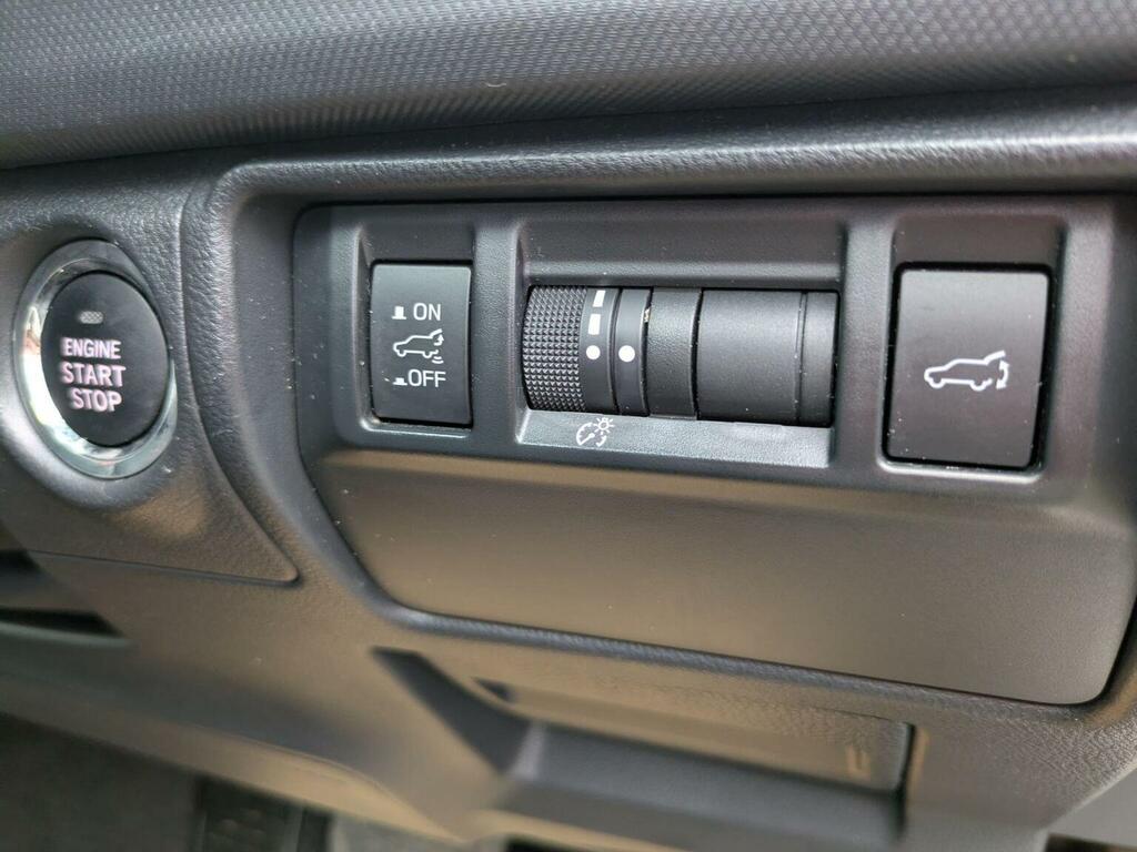 Subaru Forester 2.0I E-boxer Touring Lineartronic #25