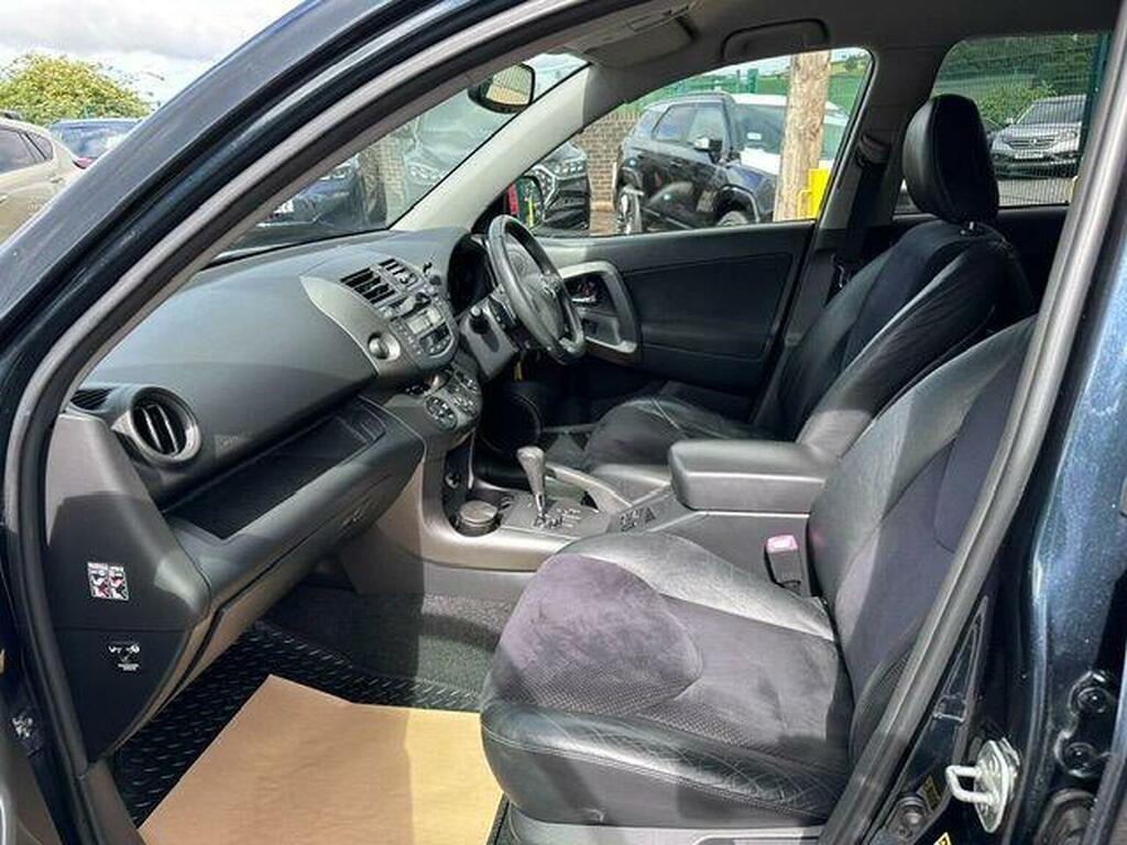 Toyota Rav 4 2.2 D-cat Xt-r Silver #4