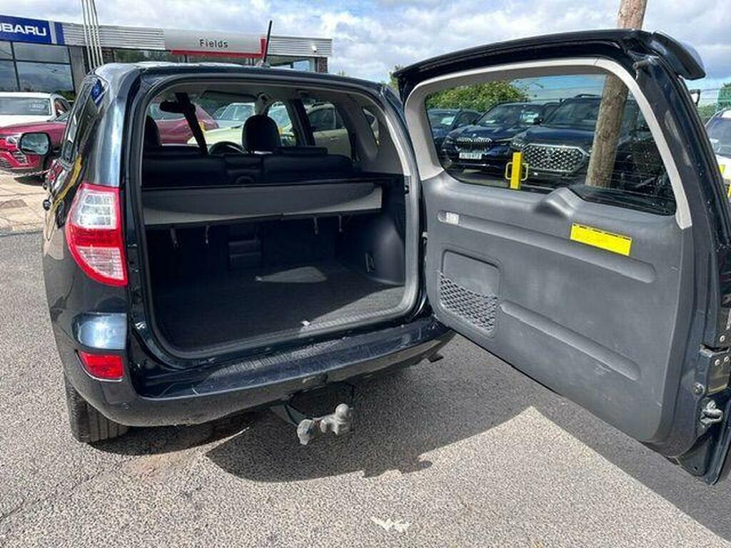 Toyota Rav 4 2.2 D-cat Xt-r Silver #8