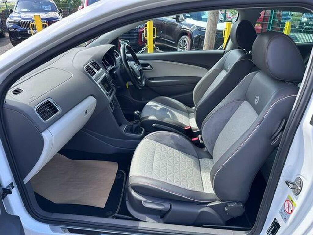 Volkswagen Polo Hatchback 1.2 Tsi Beats Euro 6 Ss 201717 CT17BXP White #5