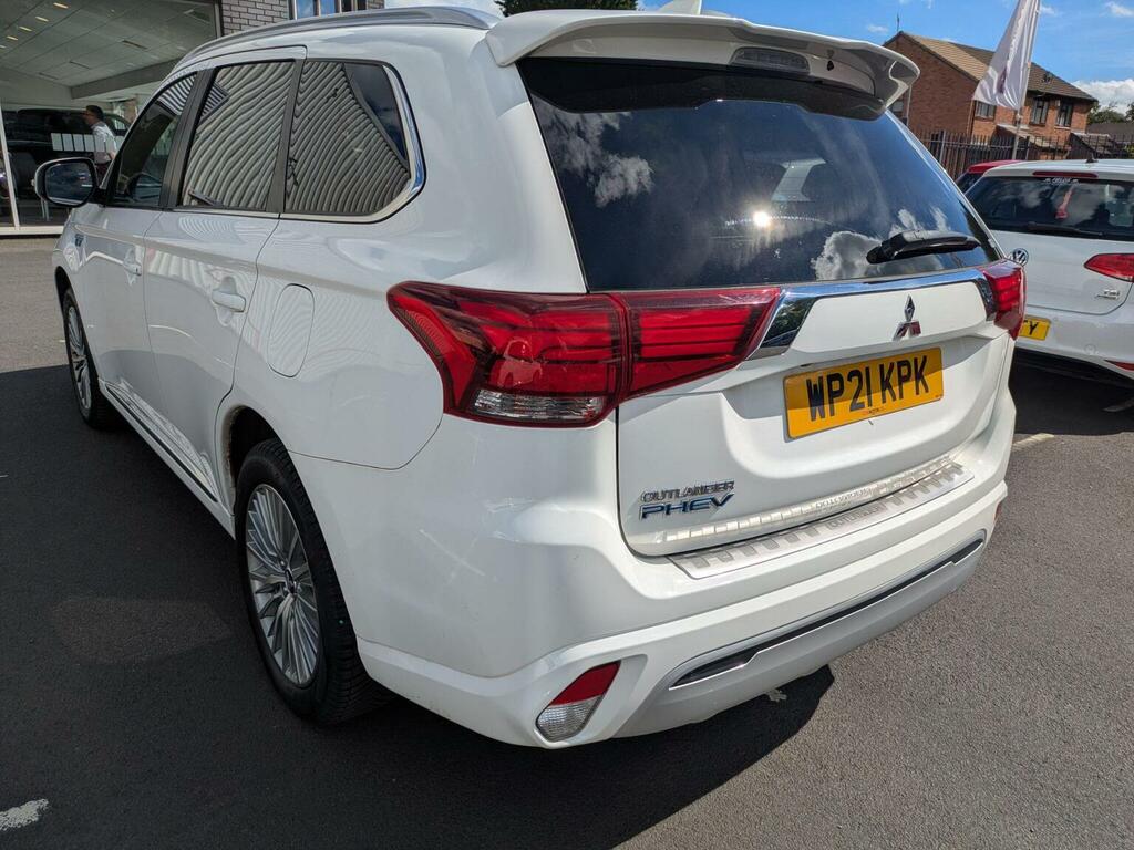 Mitsubishi Outlander 2.4H Twinmotor 13.8Kwh Dynamic Cvt 4Wd Euro 6 Ss White #4