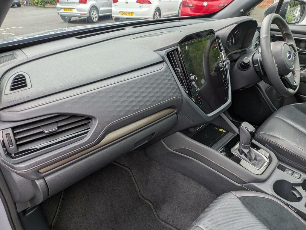 Subaru Forester 2.0I E-boxer Touring Lineartronic Green #11