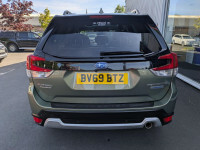 Subaru Forester 2.0I E-boxer Xe Premium Lineartronic Silver #32