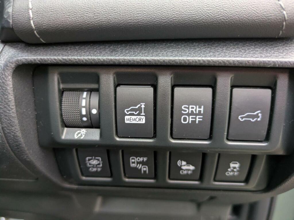 Subaru Forester 2.0I E-boxer Xe Premium Lineartronic Silver #20