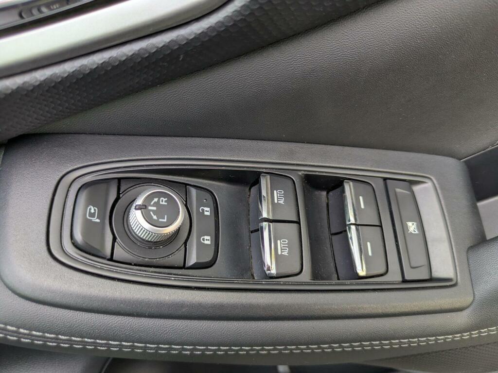 Subaru Forester 2.0I E-boxer Xe Premium Lineartronic Silver #27
