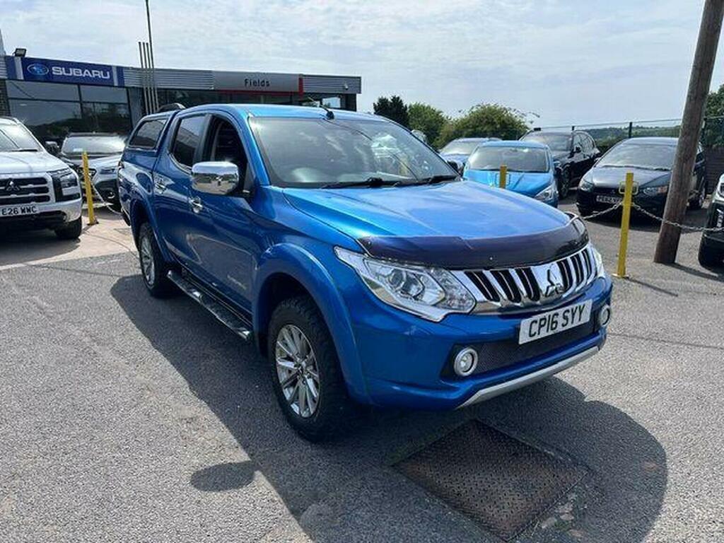 Mitsubishi L200 2.4L Dc Barbarian Black #10