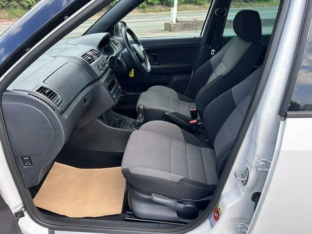 Skoda Fabia 1.6 Tdi Monte Carlo Euro 5 White #5