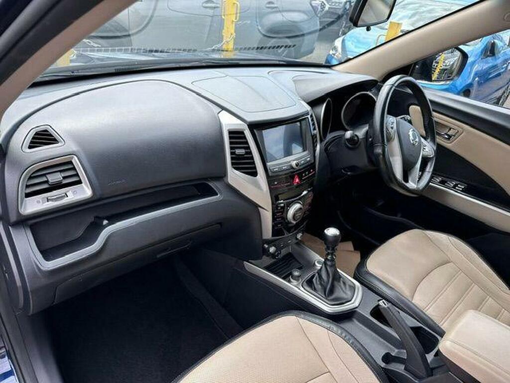 SsangYong Tivoli 1.6 E-xdi Ex Euro 6 Blue #4