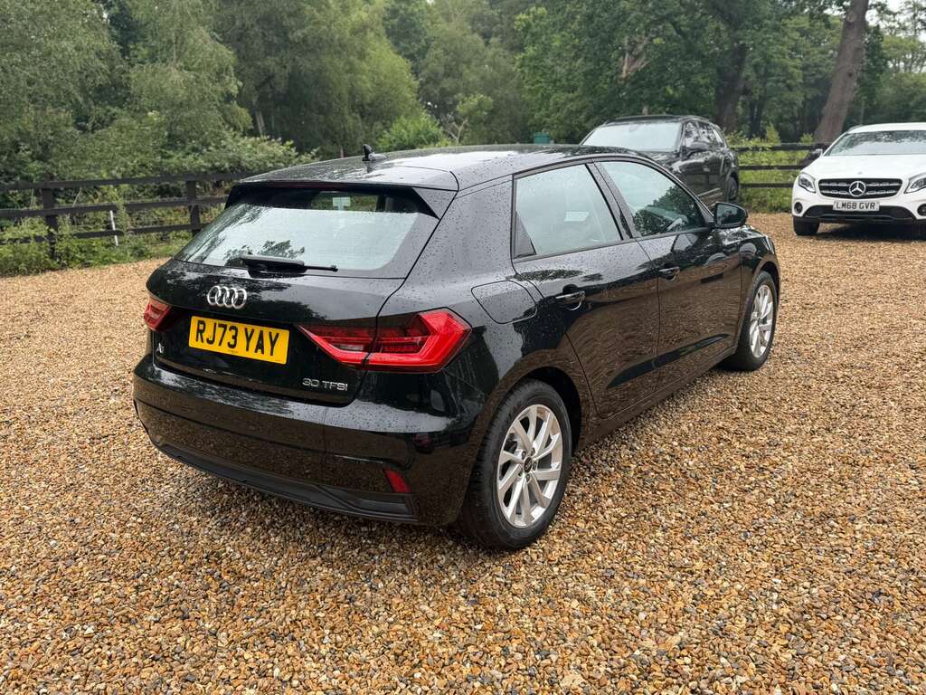 Audi A1 1.0 Tfsi 30 Sport Sportback Euro Black #5