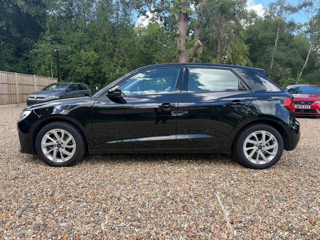 Audi A1 1.0 Tfsi 30 Sport Sportback Euro RJ73YAY Black #4