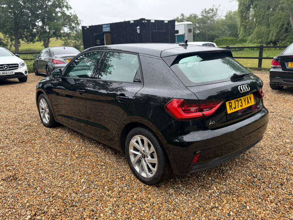 Audi A1 1.0 Tfsi 30 Sport Sportback Euro Black #3