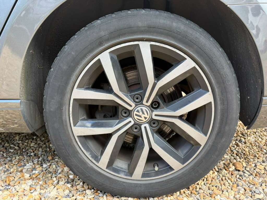 Volkswagen Passat Silver #18