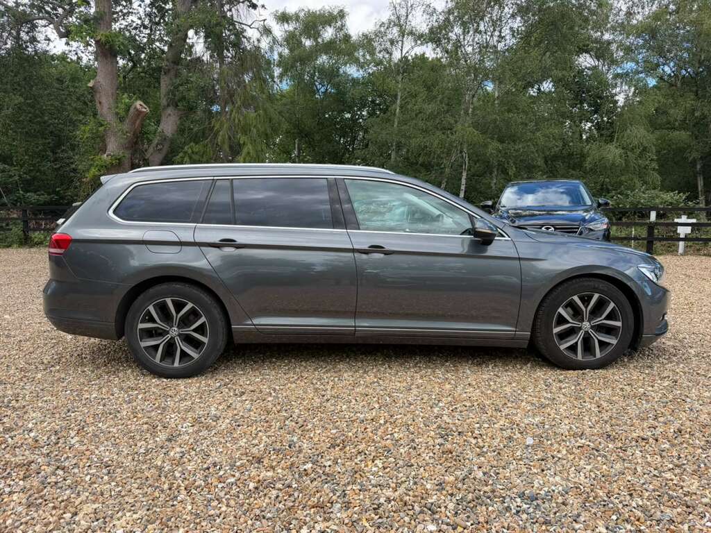 Volkswagen Passat 1.6 Tdi Bluemotion Tech Se Estate Manua Grey #3