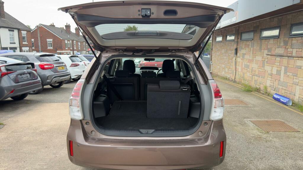 Toyota Prius+ Excel Tss Black #16