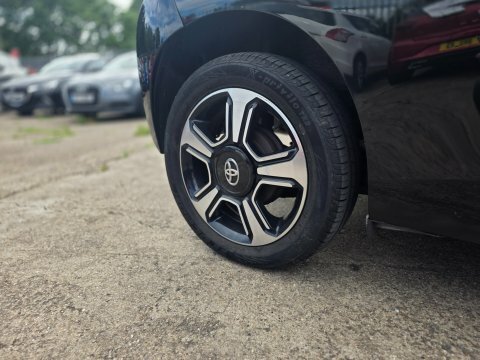 Toyota Aygo Vvt-i X-clusiv CV15UJS Black #4