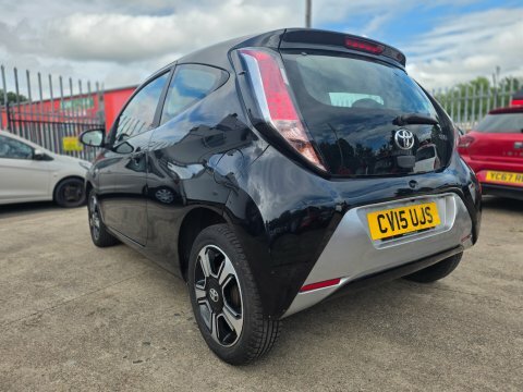 Toyota Aygo Vvt-i X-clusiv CV15UJS Black #5