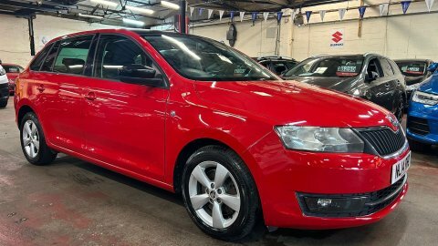 Skoda Rapid Spaceback Se Tsi Red