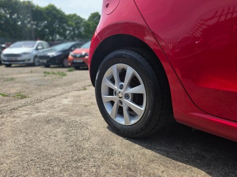 Skoda Citigo Elegance Greentech DN13HTT Red #4