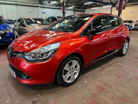 Renault Clio Dynamique Medianav Red #3