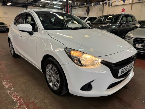 Mazda 2 Se White