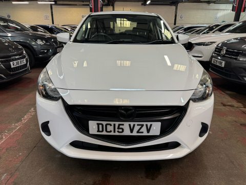 Mazda 2 Se White #4
