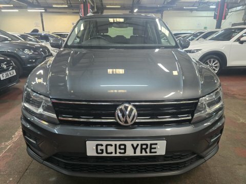 Volkswagen Tiguan Match Tdi 4Motion GC19YRE Grey #2