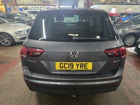 Volkswagen Tiguan Match Tdi 4Motion GC19YRE Grey #5