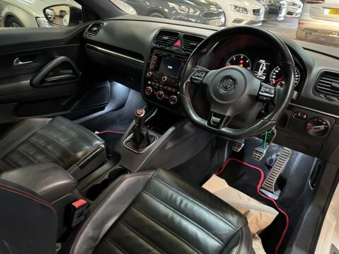 Volkswagen Scirocco 2.0 Tdi Gt Euro 5 Leather, Nav White #42