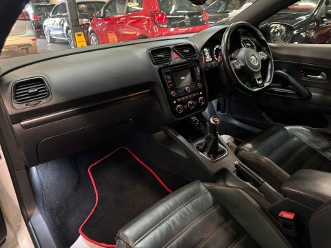 Volkswagen Scirocco 2.0 Tdi Gt Euro 5 Leather, Nav White #29
