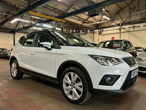 Seat Arona Tsi Se Technology White