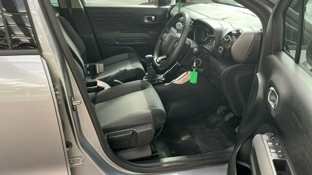 Citroen C3 Aircross 2023 1.2 Puretech Shine Suv Euro Grey #3