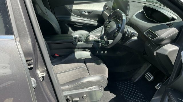 Peugeot 5008 2022 1.2 Puretech Gt Premium Suv Eat Eu Grey #3