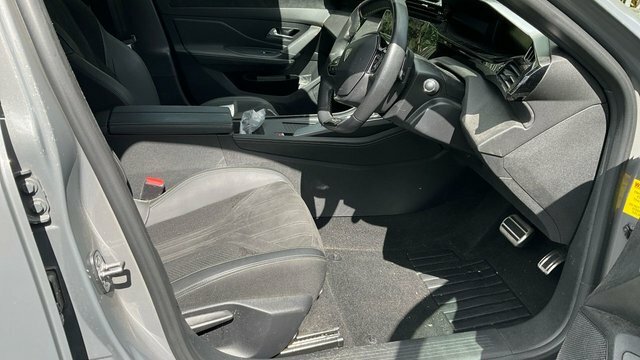Peugeot 308 SW 2023 1.6 12.4Kwh Gt Estate Plug-in Hybr Grey #3
