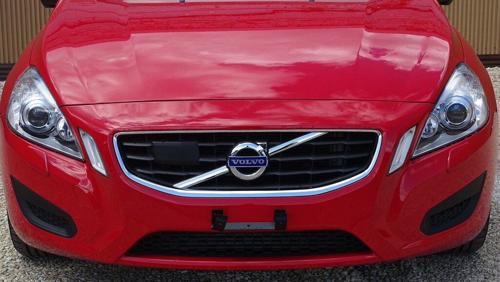 Volvo V60 Estate 1.6 T3 Se Nav 201363 Red #4