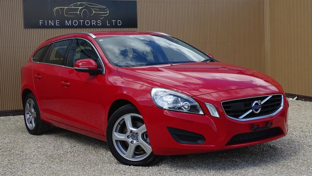 Volvo V60 Estate 1.6 T3 Se Nav 201363 Red #2