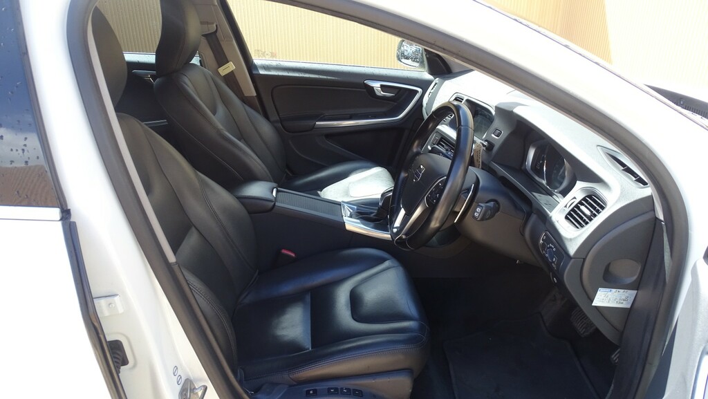 Volvo V60 V60 R-design Nav D2 Silver #21