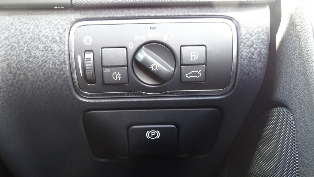 Volvo V60 V60 R-design Nav D2 Silver #42
